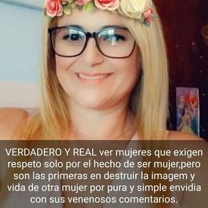 Meet your Posher, Glorivee